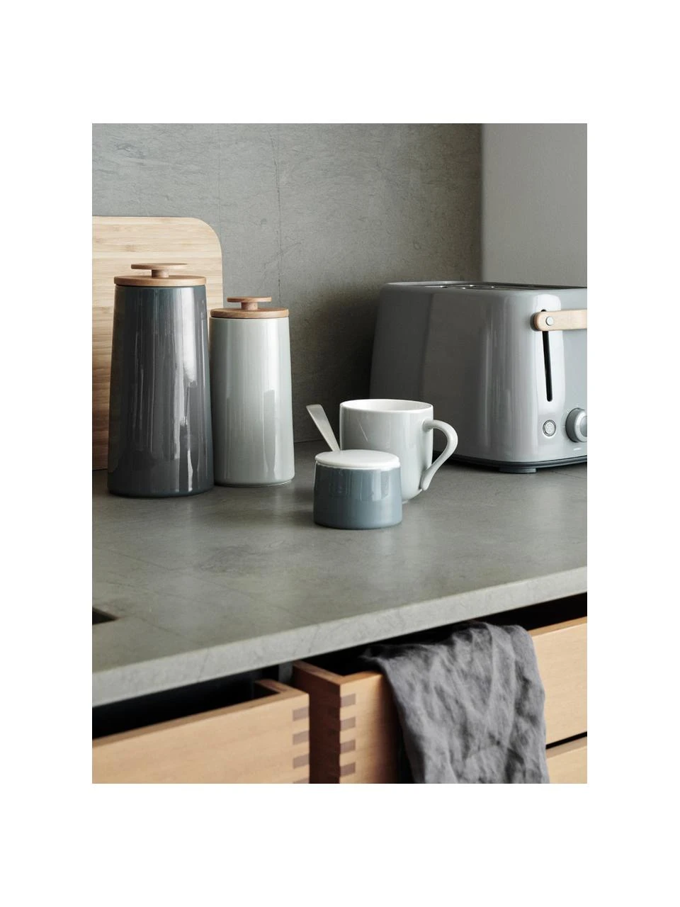 Stelton Aufbewahrungsdose Emma, Ø 10 x H 20 cm, Füllmenge 300 g 2 Stelton Aufbewahrungsdose Emma, Ø 10 x H 20 cm, Füllmenge 300 g – Bild 2