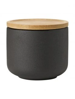 Stelton Becher Theo in Schwarz mit Deckel/Untersetzer, Ø 9 x H 9 cm, 200 ml 8 Stelton Becher Theo in Schwarz mit Deckel/Untersetzer, Ø 9 x H 9 cm, 200 ml -Küche Geschäft Becher Theo in Schwarz mit DeckelUntersetzer 2