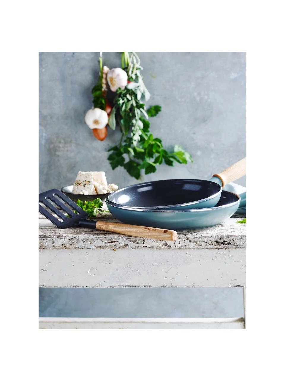 Bratpfannen Mayflower in Blau mit Pfannenschaufel, 3er-Set, Set mit verschiedenen Größen 2 Bratpfannen Mayflower in Blau mit Pfannenschaufel, 3er-Set, Set mit verschiedenen Größen – Bild 2