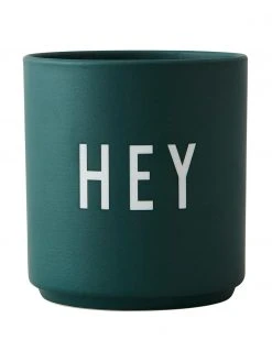 Design Letters Design Becher Favourite HEY in Grün mit Schriftzug, Ø 8 x H 9 cm, 250 ml