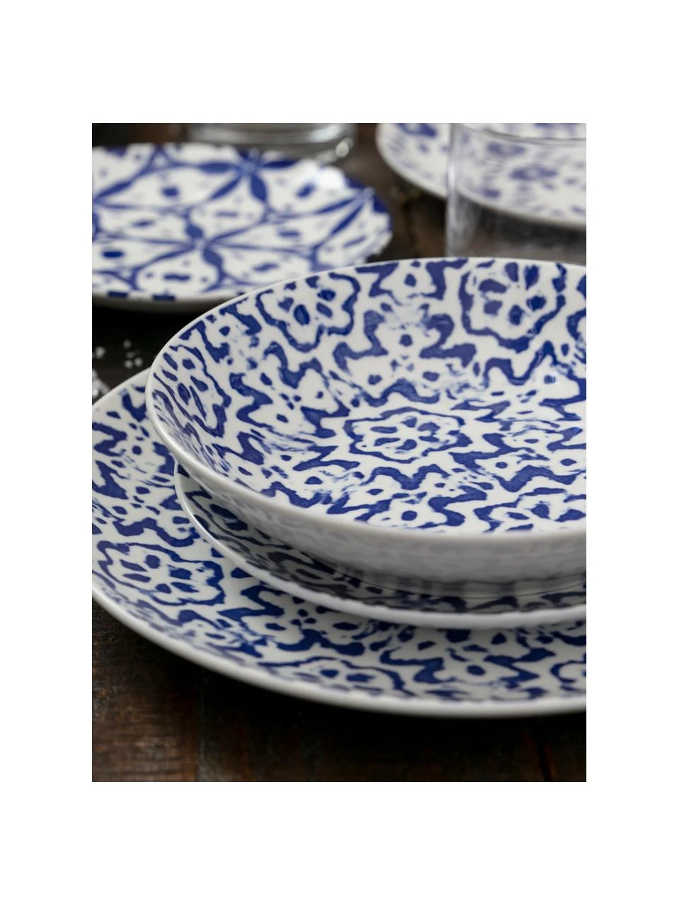 Villa D'Este Home Tivoli Gemustertes Geschirr-Set Bodrum in Blau/Weiß, 18-tlg., Set mit verschiedenen GrößenNur noch wenige verfügbar 3 Villa D'Este Home Tivoli Gemustertes Geschirr-Set Bodrum in Blau/Weiß, 18-tlg., Set mit verschiedenen GrößenNur noch wenige verfügbar – Bild 3