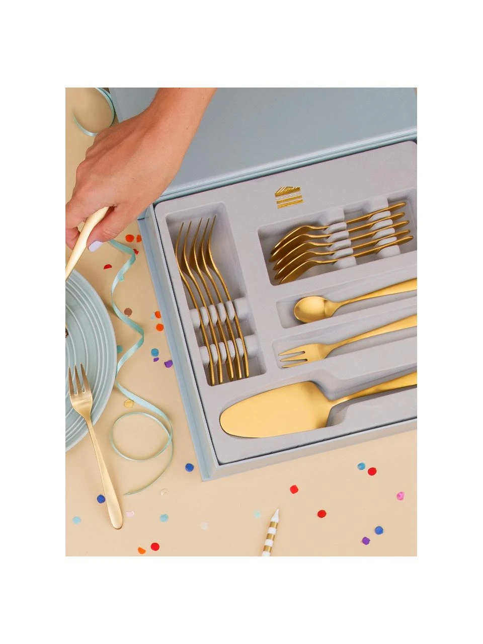 Goldfarbenes Kuchenbesteck-Set Tulip, 6 Personen (13-tlg.), Set in verschiedenen Größen 2 Goldfarbenes Kuchenbesteck-Set Tulip, 6 Personen (13-tlg.), Set in verschiedenen Größen – Bild 2