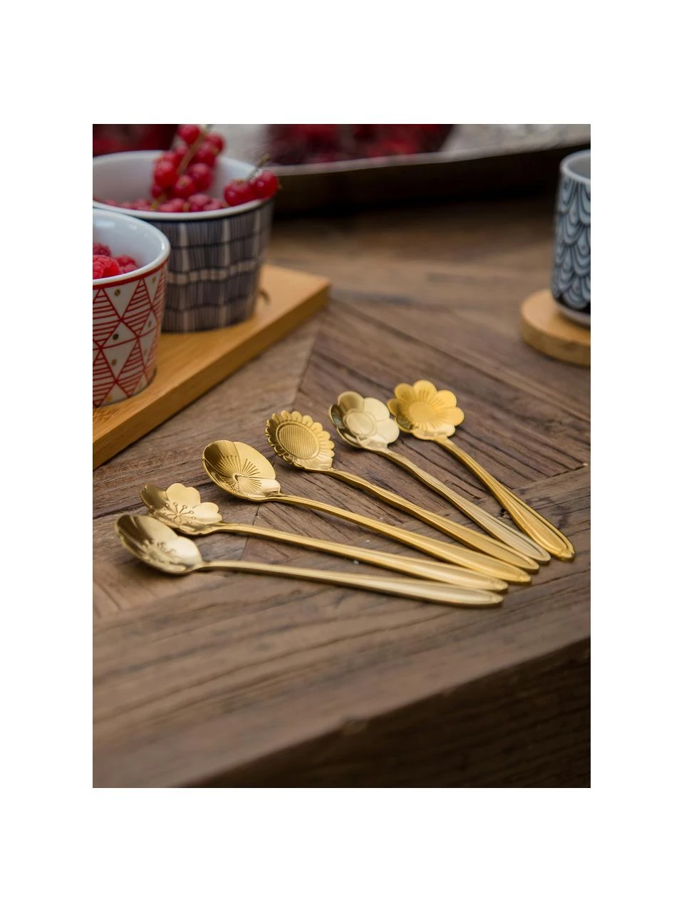 Goldfarbenes Teelöffel-Set Flower in verschiedenen Formen, 6er-Set, L 12 cm 2 Goldfarbenes Teelöffel-Set Flower in verschiedenen Formen, 6er-Set, L 12 cm – Bild 2