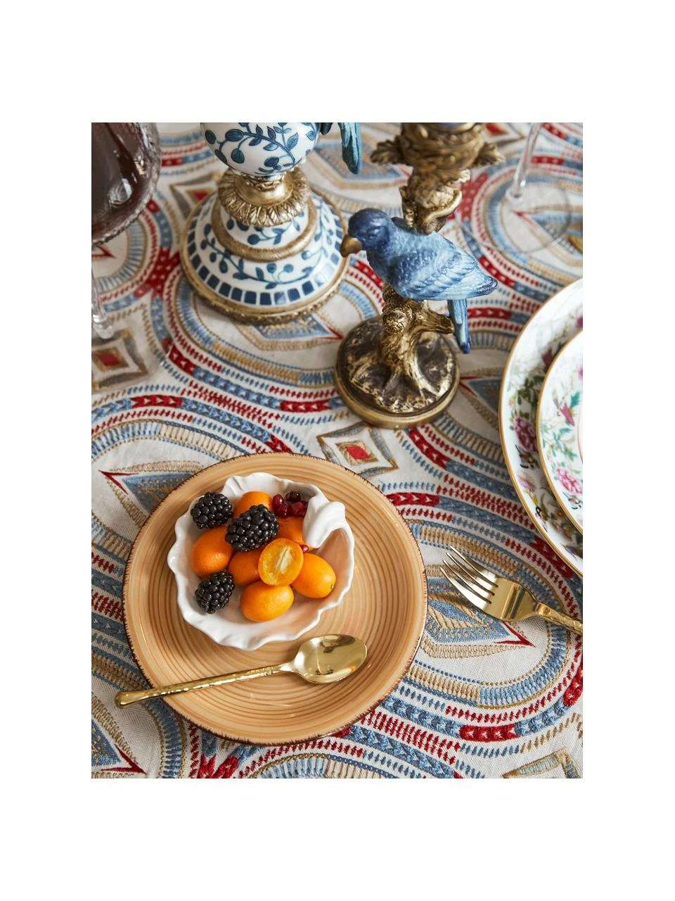 Villa D'Este Home Tivoli Handbemaltes Geschirr-Set Baita in Pastelltönen, 6 Personen (18-tlg.), Set mit verschiedenen Größen 5 Villa D'Este Home Tivoli Handbemaltes Geschirr-Set Baita in Pastelltönen, 6 Personen (18-tlg.), Set mit verschiedenen Größen – Bild 5