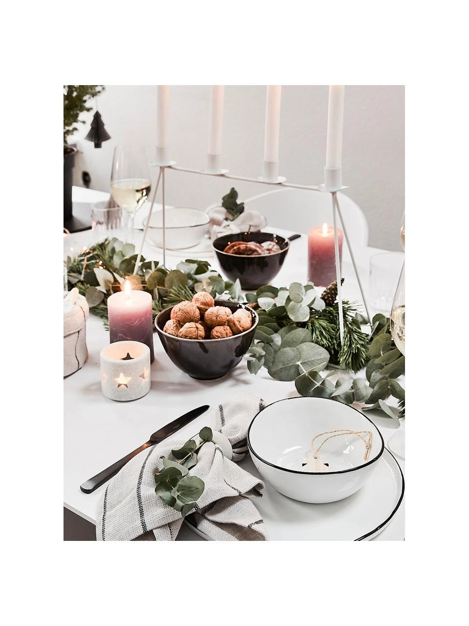 Broste Copenhagen Handgemachte Schälchen Nordic Coal Ø 15 cm aus Steingut, 4 Stück, Ø 15 x H 8 cm 2 Broste Copenhagen Handgemachte Schälchen Nordic Coal Ø 15 cm aus Steingut, 4 Stück, Ø 15 x H 8 cm – Bild 2