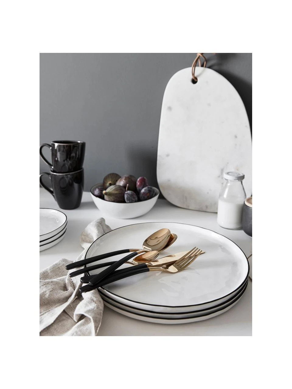 Broste Copenhagen Handgemachte Tassen Nordic Coal aus Steingut in verschiedenen Größen, 6 Stück, Ø 8 x H 10 cm, 250 ml 6 Broste Copenhagen Handgemachte Tassen Nordic Coal aus Steingut in verschiedenen Größen, 6 Stück, Ø 8 x H 10 cm, 250 ml – Bild 6