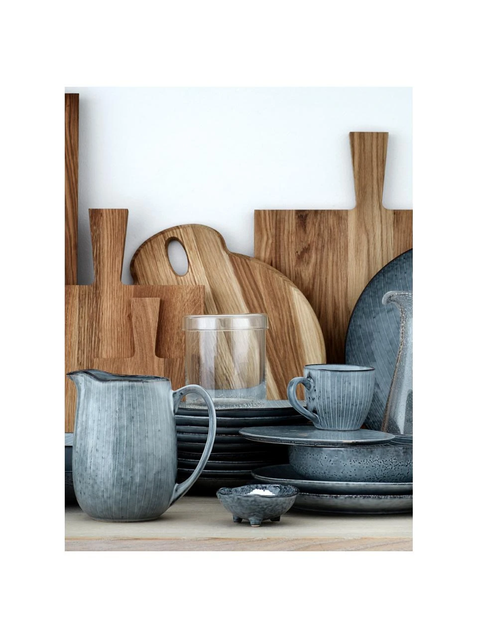 Handgemachter Milchkrug Nordic Sea aus Steingut, 1 L, Steingut, Grau- und Blautöne, B 17 x H 16 cm Broste Copenhagen Handgemachter Milchkrug Nordic Sea aus Steingut, 1 L, B 17 x H 16 cm -Küche Geschäft Handgemachter Milchkrug Nordic Sea aus Steingut 1 L 1