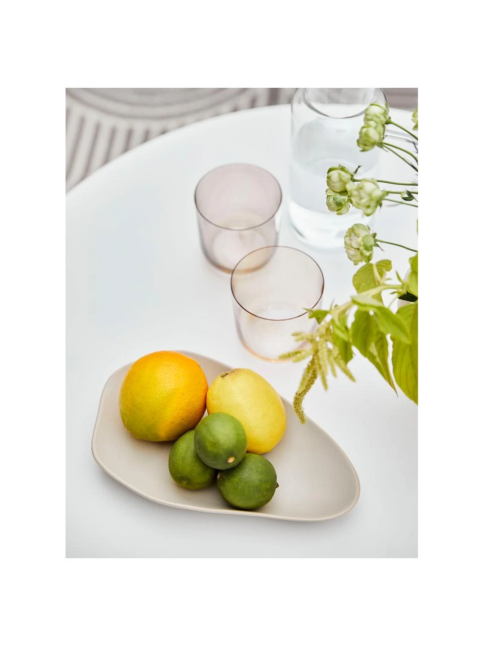 Broste Copenhagen Kleine Steingut-Servierplatte Limfjord in organischer Form, L 24 x B 15 cm, L 24 x H 2 cm 5 Broste Copenhagen Kleine Steingut-Servierplatte Limfjord in organischer Form, L 24 x B 15 cm, L 24 x H 2 cm – Bild 5