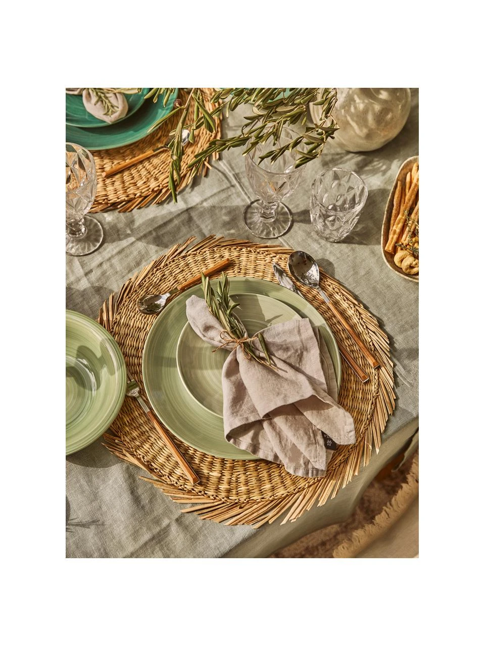 Erika Vaitkute Leinen-Servietten Alanta mit Hohlsaum, 6 Stück, B 42 x L 42 cmNur noch 1 Artikel verfügbar 2 Erika Vaitkute Leinen-Servietten Alanta mit Hohlsaum, 6 Stück, B 42 x L 42 cmNur noch 1 Artikel verfügbar – Bild 2