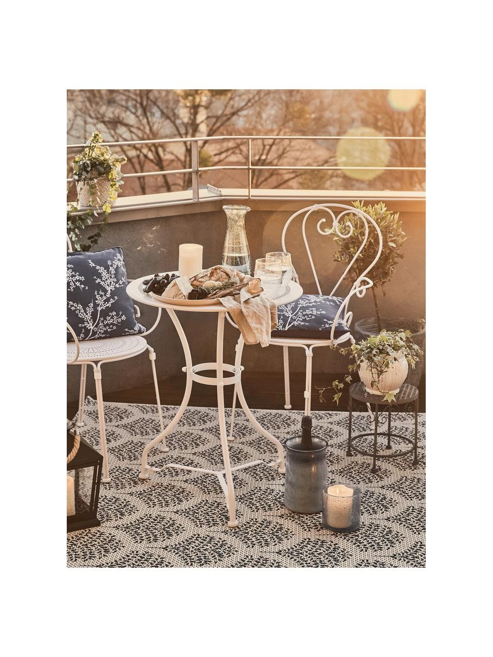 Mundgeblasene Karaffe Bubble mit dekorativen Luftbläschen, 800 ml, Glas, mundgeblasen, Transparent mit Lufteinschlüssen, H 25 cm, 800 ml Broste Copenhagen Mundgeblasene Karaffe Bubble mit dekorativen Luftbläschen, 800 ml, H 25 cm, 800 ml -Küche Geschäft Mundgeblasene Karaffe Bubble mit dekorativen Luftblaschen 800 ml 1