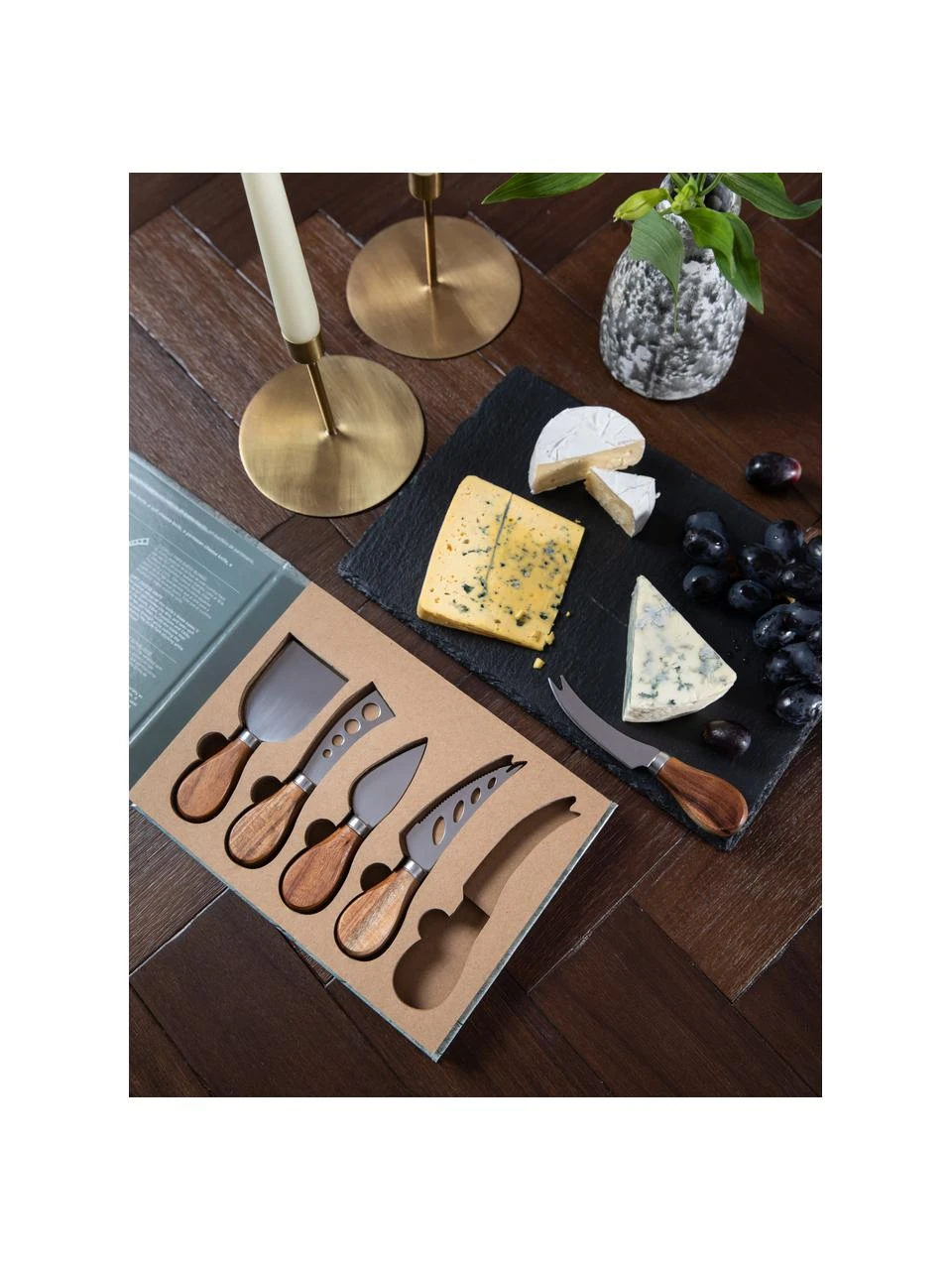 Silbernes Käsemesser-Set Frija mit Akazienholzgriff, 5-teilig, Griffe: Akazienholz, Akazienholz, Edelstahl, Set mit verschiedenen Größen Andrea House Silbernes Käsemesser-Set Frija mit Akazienholzgriff, 5-teilig, Set mit verschiedenen Größen -Küche Geschäft Silbernes Kasemesser Set Frija mit Akazienholzgriff 5 teilig 1