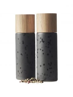 Bitz Steingut Salz- und Pfeffermühle Bizz mit Holzdeckel, 2er-Set, Ø 5 x H 17 cm 10 Bitz Steingut Salz- und Pfeffermühle Bizz mit Holzdeckel, 2er-Set, Ø 5 x H 17 cm -Küche Geschäft Steingut Salz und Pfeffermuhle Bizz mit Holzdeckel 2er Set 4