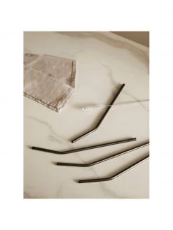 Westwing Collection Strohhalme Shine in Schwarz mit Bürste, 4er-Set, L 23 cm 8 Westwing Collection Strohhalme Shine in Schwarz mit Bürste, 4er-Set, L 23 cm -Küche Geschäft Strohhalme Shine in Schwarz mit Burste 4er Set 2