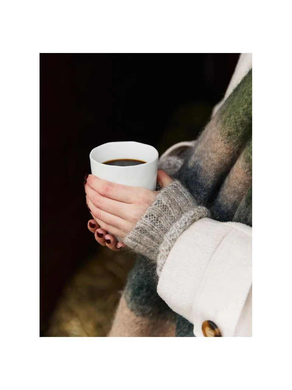 Tasse mit Untertassen Porcelino mit unebener Oberfläche, 6 Stück, Ø 15 x H 8 cm, 150 ml 2 Tasse mit Untertassen Porcelino mit unebener Oberfläche, 6 Stück, Ø 15 x H 8 cm, 150 ml – Bild 2